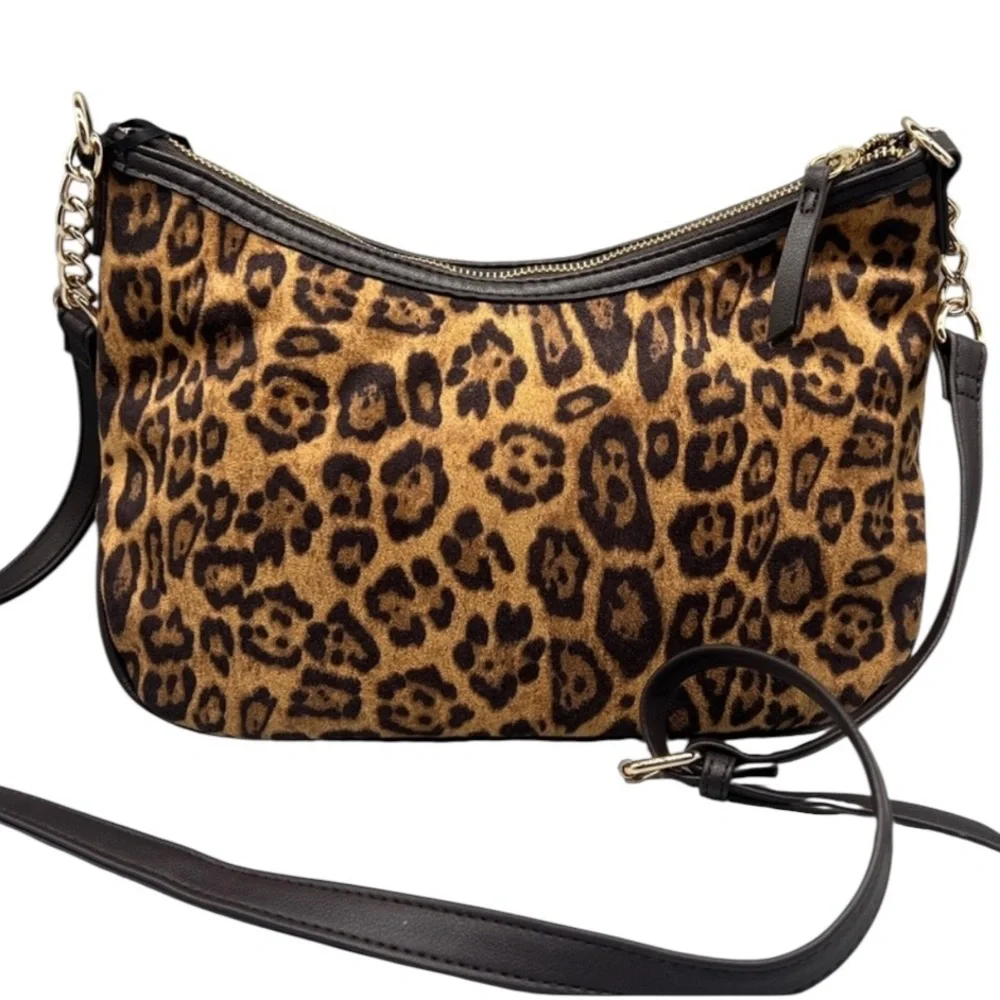 Juicy Couture questions leave